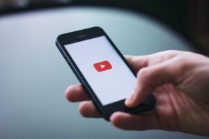 Youtube, how to make money on youtube, youtube community, YouTubers